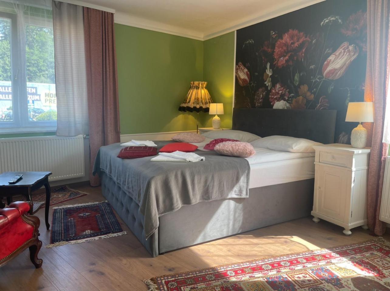 Corso, Zimmer & Fruehstueck Pressbaum Екстериор снимка