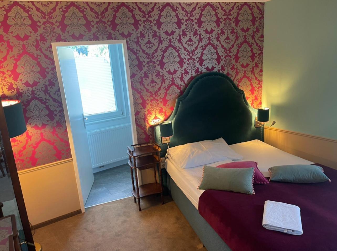 Corso, Zimmer & Fruehstueck Pressbaum Екстериор снимка